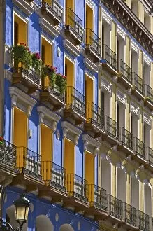 Images Dated 27th September 2010: Bright coloured houses, Alfonso I Street, Saragossa (Zaragoza), Aragon, Spain, Europe