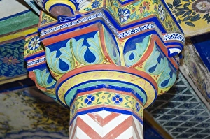 Mughal Prints: Brightly painted column and ceiling in the Juna Mahal Fort