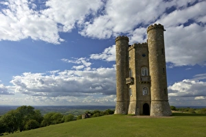 Broadway Tower in evening spring sunshine, Worcestershire, Cotswolds, England