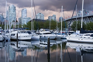 Brokers Bay Marina and Granville Street Bridge, False Creek, Vancouver Brokers Bay Marina and Granville Street Bridge, False Creek, Vancouver