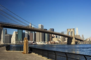 Brooklyn Bridge and Manhattan skyline