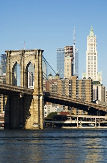 Brooklyn Bridge and Manhattan skyline