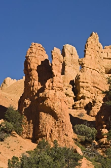 Images Dated 2005 September: 25 Sep 2005