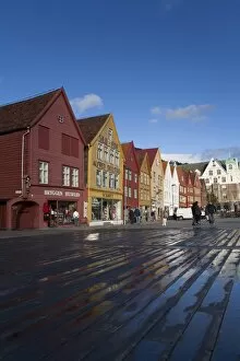 Images Dated 13th August 2009: Bryggen, UNESCO World Heritage Site, Bergen, Hordaland, Norway, Scandinavia, Europe