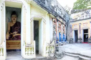 Monywa Prints: Buddhas inside the cave temples of Shwe Ba Hill on the west bank of Chindwin River