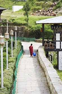 Trongsa Prints: Buddhist monk, Trongsa Dzong, Trongsa, Bhutan, Asia