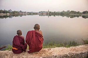 Contemplation Gallery: Buddhist Monks at Kandawgyi Lake at sunset, Pyin Oo Lwin (Pyin U Lwin), Mandalay Region