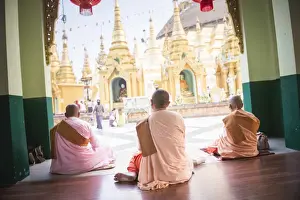 Burma Prints: Buddhist Nuns praying at Shwedagon Pagoda (Shwedagon Zedi Daw) (Golden Pagoda)