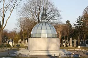 Buddhist stupa in Vienna central cemetery, Vienna, Austria, Europe
