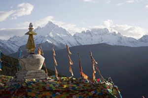 Images Dated 30th April 2008: Buddhist stupa on way to Deqin, on the Tibetan Border, with the Meili Snow Mountain peak in