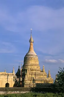 Pagodas Prints: Buddhist temple, Bagan (Pagan) archaeological site, Mandalay Division, Myanmar (Burma)