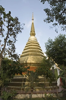 Images Dated 1st January 2008: Buddhist temple, Chiang Rai, Thailand, Southeast Asia, Asia