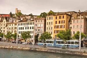 Images Dated 15th June 2010: Buildings on the Limmat River, Old Town, Zurich, Switzerland, Europe