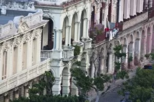 Images Dated 4th October 2009: Buildings along the Prado in Havana, Cuba, West Indies, Central America