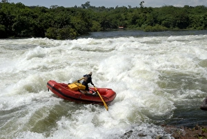 Images Dated 28th November 2007: Bujagali Falls, Victoria Nile, Uganda, East Africa, Africa