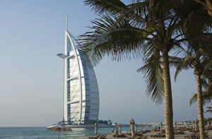 Images Dated 10th January 2000: Burj Al Arab Hotel