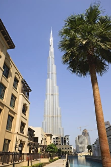 Images Dated 15th September 2009: Burj Khalifa, formerly the Burj Dubai (Dubai Tower), the tallest tower in the world at 818m