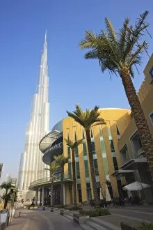 Images Dated 16th September 2009: Burj Khalifa, formerly the Burj Dubai (Dubai Tower), the tallest tower in the world at 818m