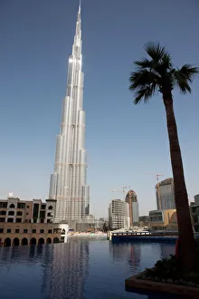 Images Dated 17th September 2009: Burj Khalifa, formerly the Burj Dubai (Dubai Tower), the tallest tower in the world at 818m
