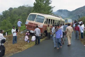 Buses Prints: Bus accident near Munnar