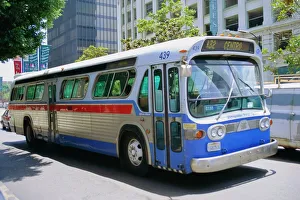 Images Dated 26th January 2009: Bus, downtown San Diego