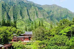 Hawaii Prints: Byodo-In Temple, Valley of The Temples, Kaneohe, Oahu, Hawaii, United States of America