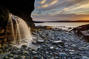 Flowing Prints: Byrnes Cove, Kilkee, County Clare, Munster, Republic of Ireland, Europe