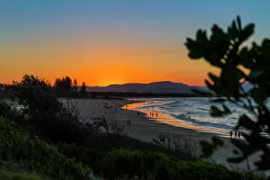Silhouetted Gallery: Byron Bay, Clarks Beach at sunset, New South Wales, Australia, Pacific