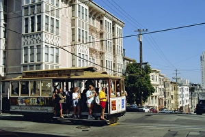 Cosmopolitan Prints: Cable car on Nob Hill