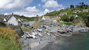 Mooring Collection: Cadgwith harbour, fishing village and port, Cornwall, England, United Kingdom, Europe