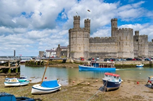 Caernarfon Castle, UNESCO World Heritage Site, Caernarfon, Gwynedd, Wales, United Kingdom, Europe