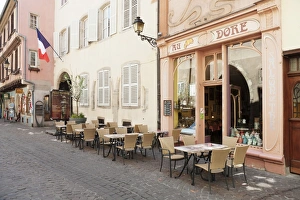 Pavement Cafes Prints: Cafe Au Croissant Dore, Rue Marchands, Colmar, Alsace, France, Europe