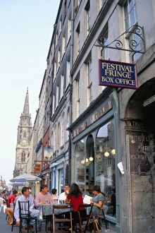 Restaurant Prints: Cafe during Edinburgh Festival