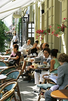Lithuanian Prints: Cafe at Gedimino Pospektas