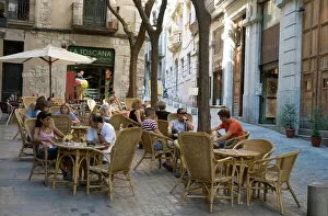 Images Dated 27th July 2007: Cafe, old town, Girona, Catalonia, Spain, Europe