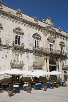 Syracuse Prints: Cafe, Palazzo Beneventano del Bosco