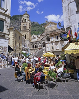 Cafes and cathedral