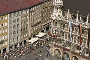 Rathaus Platz Prints: Cafes in Rathausplatz