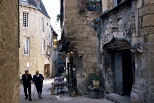 Cahors Prints: Cahors, Lot Valley, Perigord, Midi-Pyrenees, France, Europe