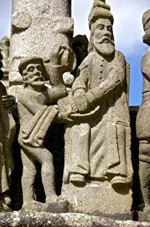 Detail of calvary showing Pontius Pilate washing his hands, , St. Thegonnec parish enclosure 1610, Leon, Finistere, Brittany, France, Europe