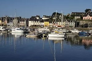Images Dated 21st September 2008: Camaret harbour, Brittany, France, Europe