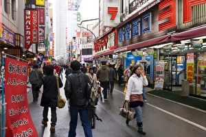 Camera and electronics shops near Shinjuku station