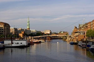 Water Way Prints: Canal in the Speicherstadt