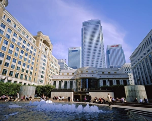 Docklands Prints: Canary Wharf from Cabot Square, Docklands, London, England, UK