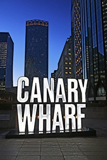 Pedestrians Prints: Canary Wharf Sign, Docklands, London, England, United Kingdom
