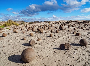 Provincial Park Prints: Cancha de bochas (Bowls Pitch) Formation