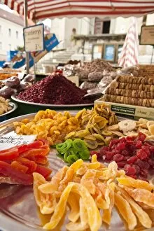 Images Dated 14th October 2010: Candied fruits in local market in Regensburg, Bavaria, Germany, Europe