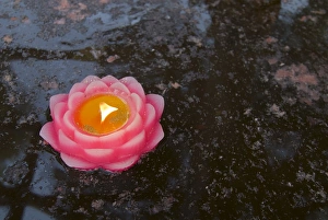 Hope Prints: Candle floating in Dafo temple, Leshan, Sichuan, China, Asia