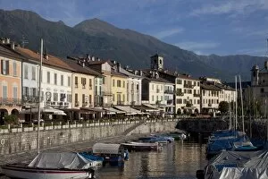 Images Dated 26th August 2010: Cannobio, Lake Maggiore, Italian Lakes, Piedmont, Italy, Europe