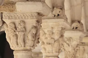 Images Dated 26th April 2010: Capitals in the Cloister of Saint Sauveur cathedral, Aix en Provence, Bouches du Rhone